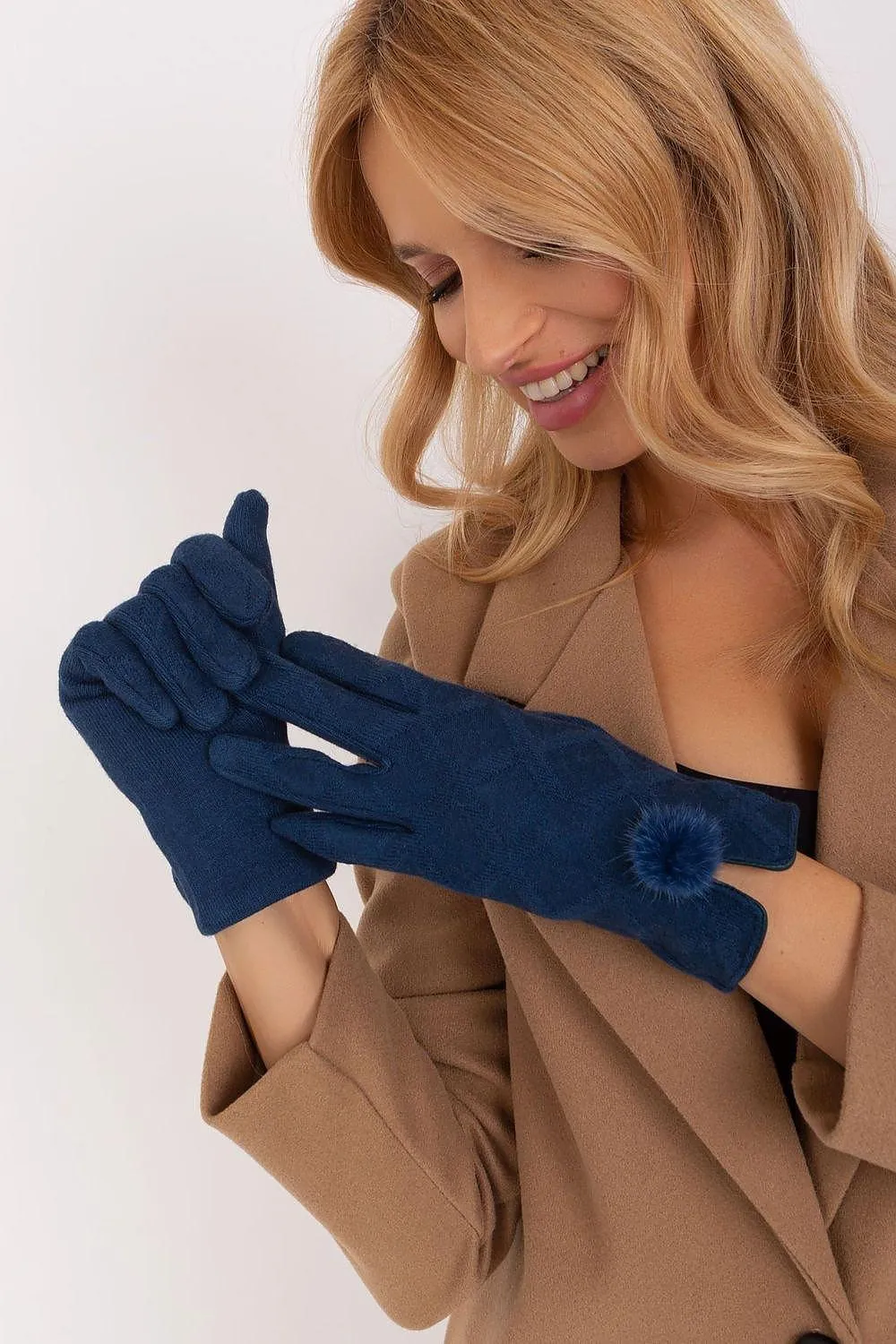 Chic Geometric Insulated Touchscreen Gloves
