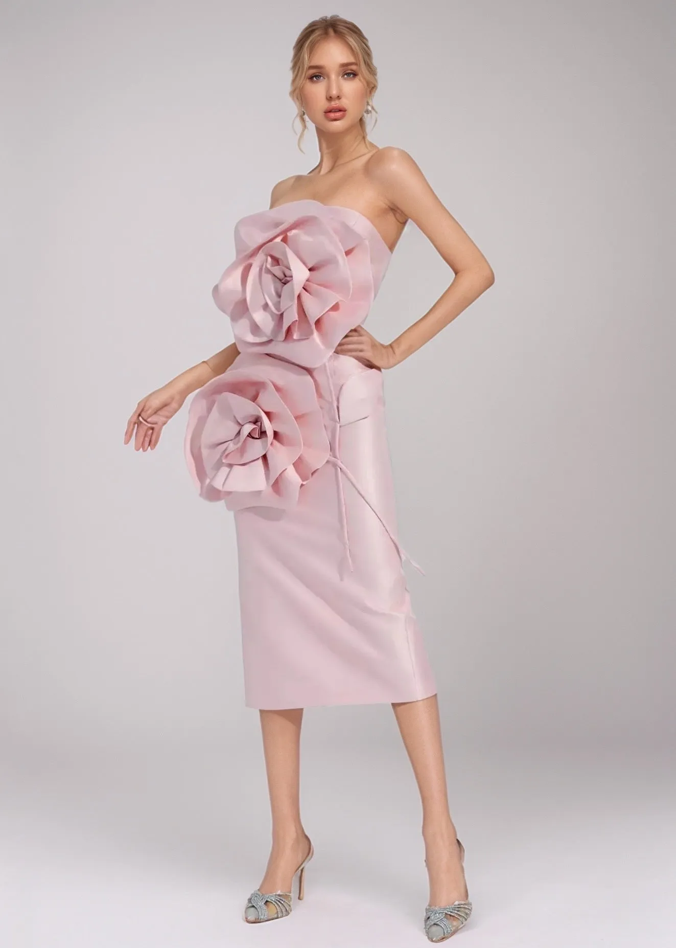 Clare Big Flowers Detail Strapless Midi Dress