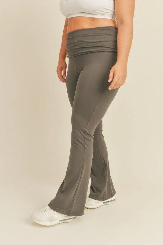 Curvy/Plus Fold Over Leggings