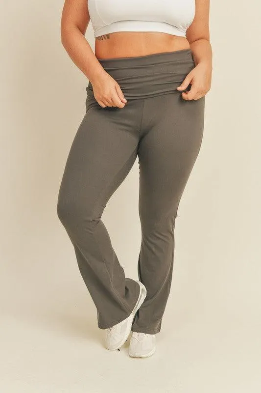 Curvy/Plus Fold Over Leggings