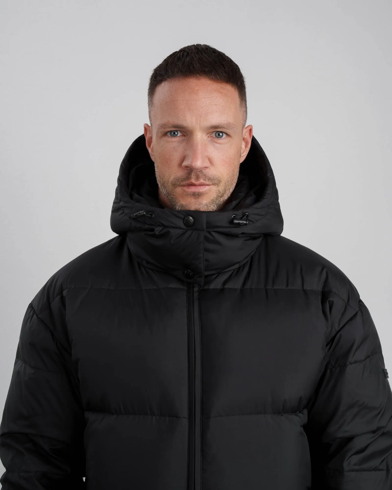 Down Puffer Jacket (black)