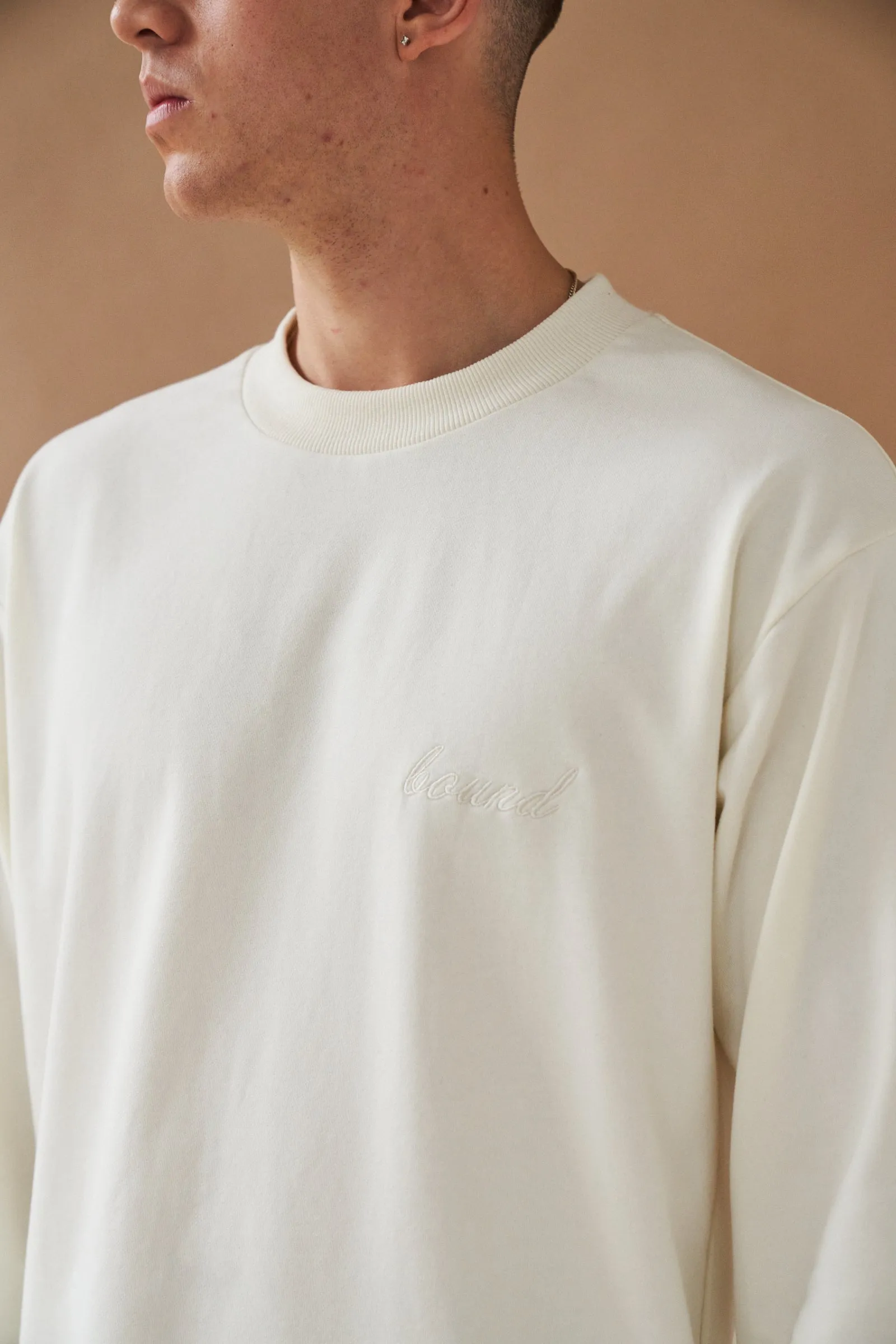 ECRU SCRIPT EMBROIDERED LONGSLEEVE TEE