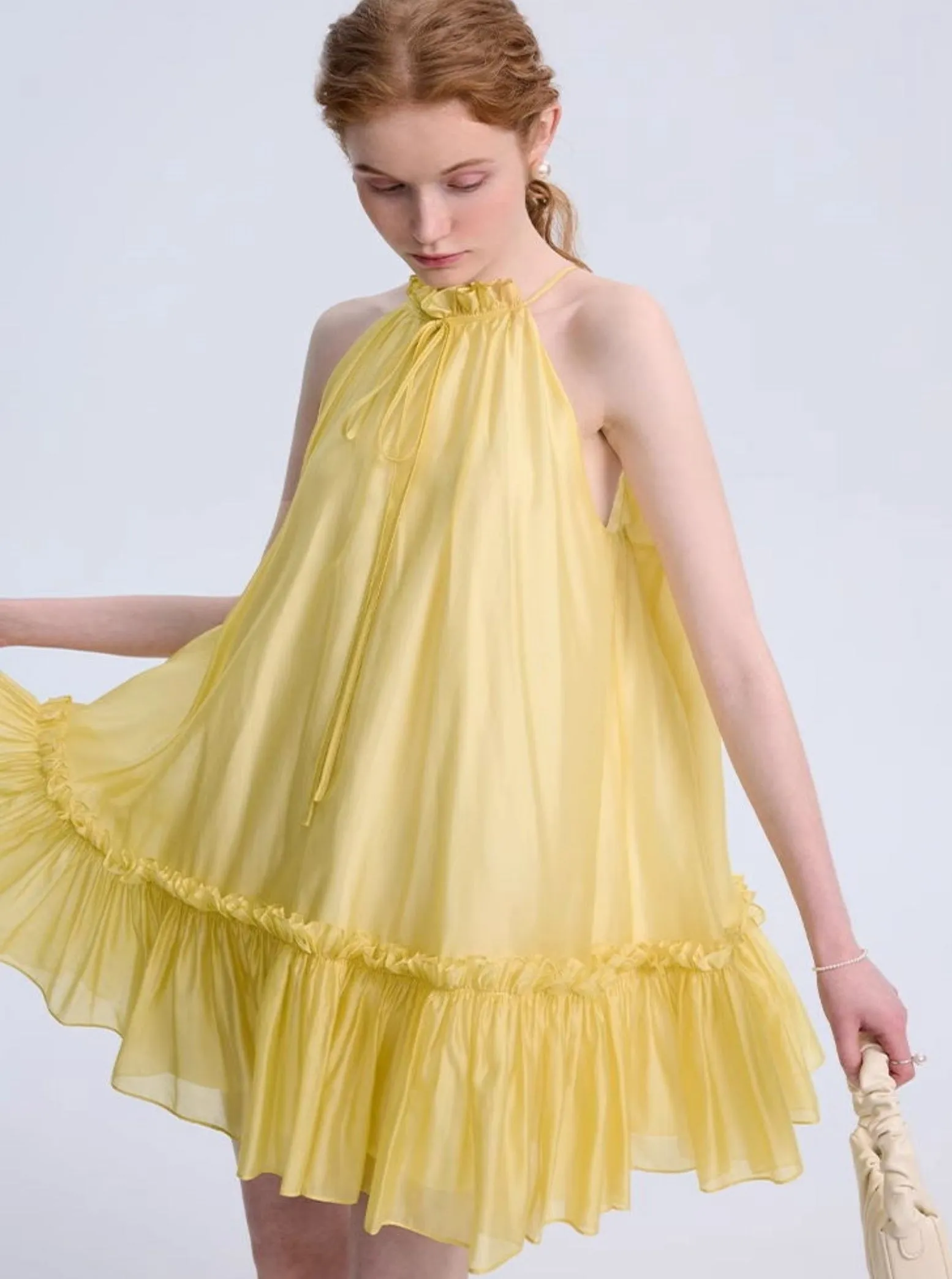 Elegant Seaside Resort Dress Set-Up