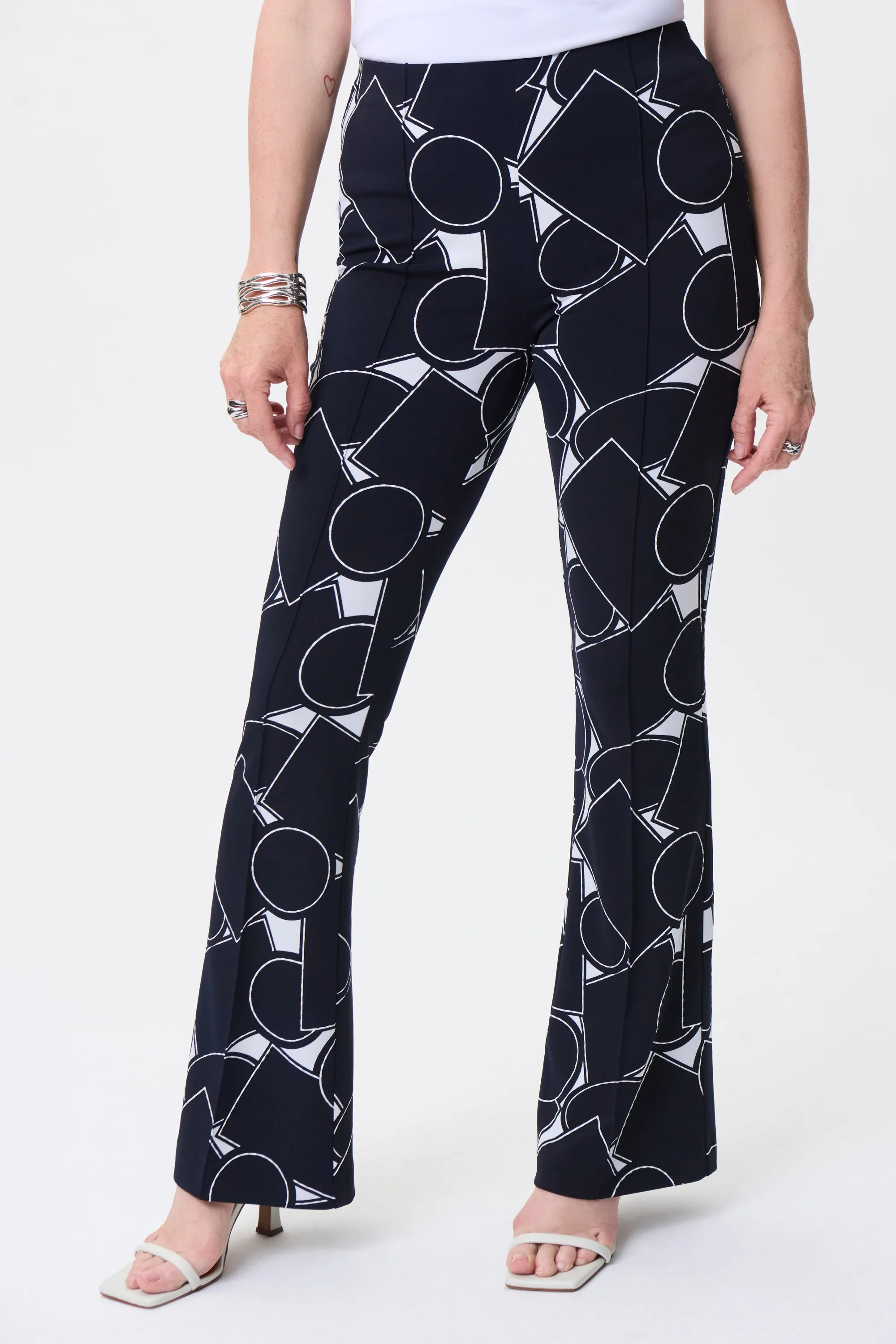 Geometric Print Silky Knit Flared Pants