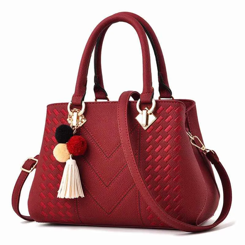 Glow Chic's Luxury Crossbody Bag