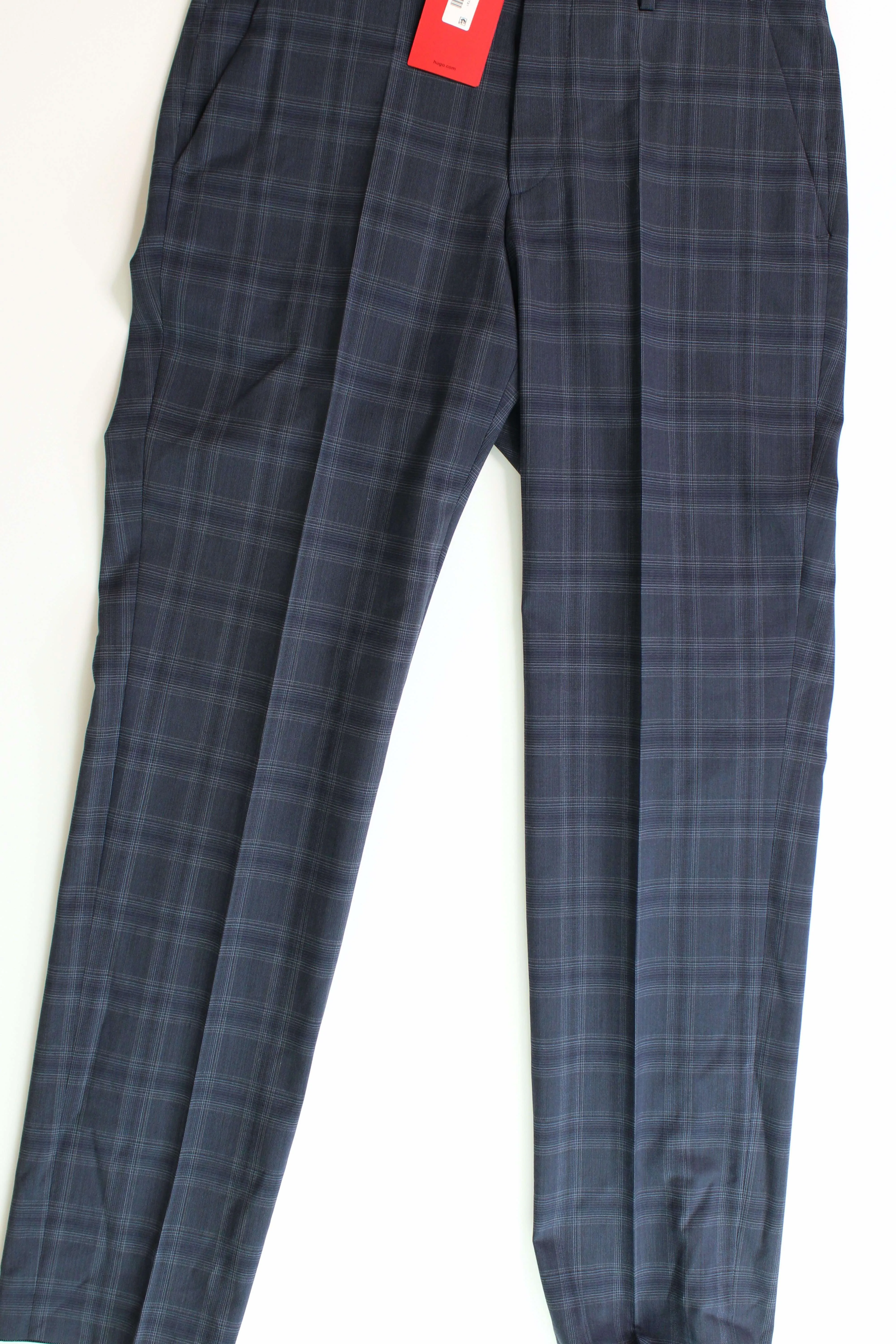 HUGO BOSS Men's Regular-Fit Navy Plaid Wool Dress Pants 30 x 32 Navy Plaid