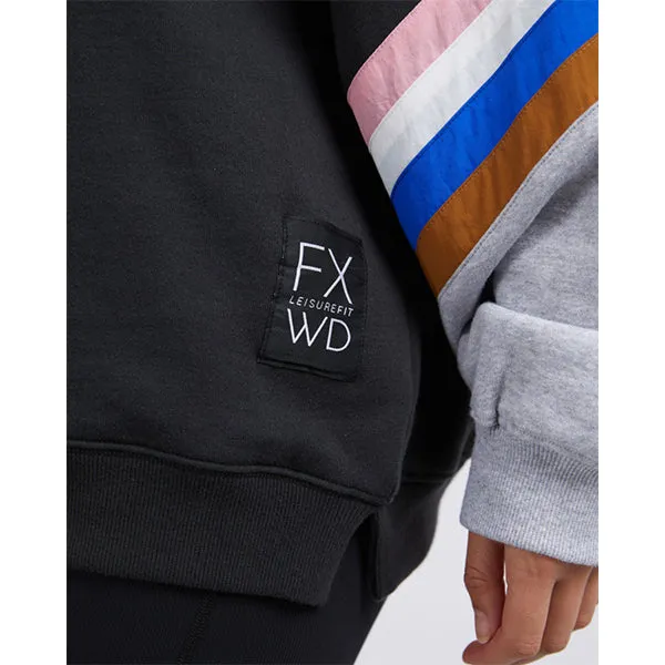 Levitate Panel Crew - Washed Black