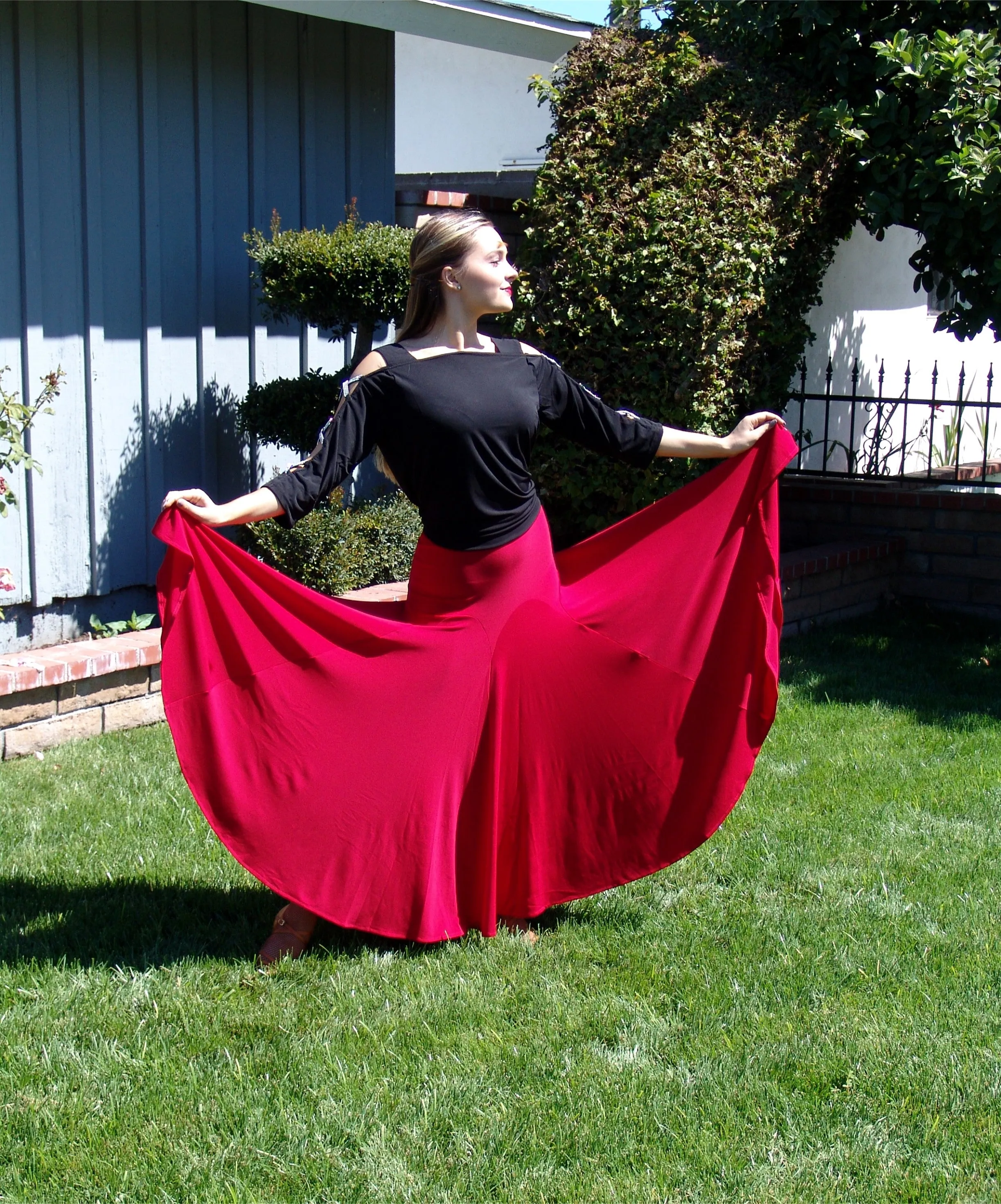 NUG 0065 Red Full Circle Standard Godet Skirt