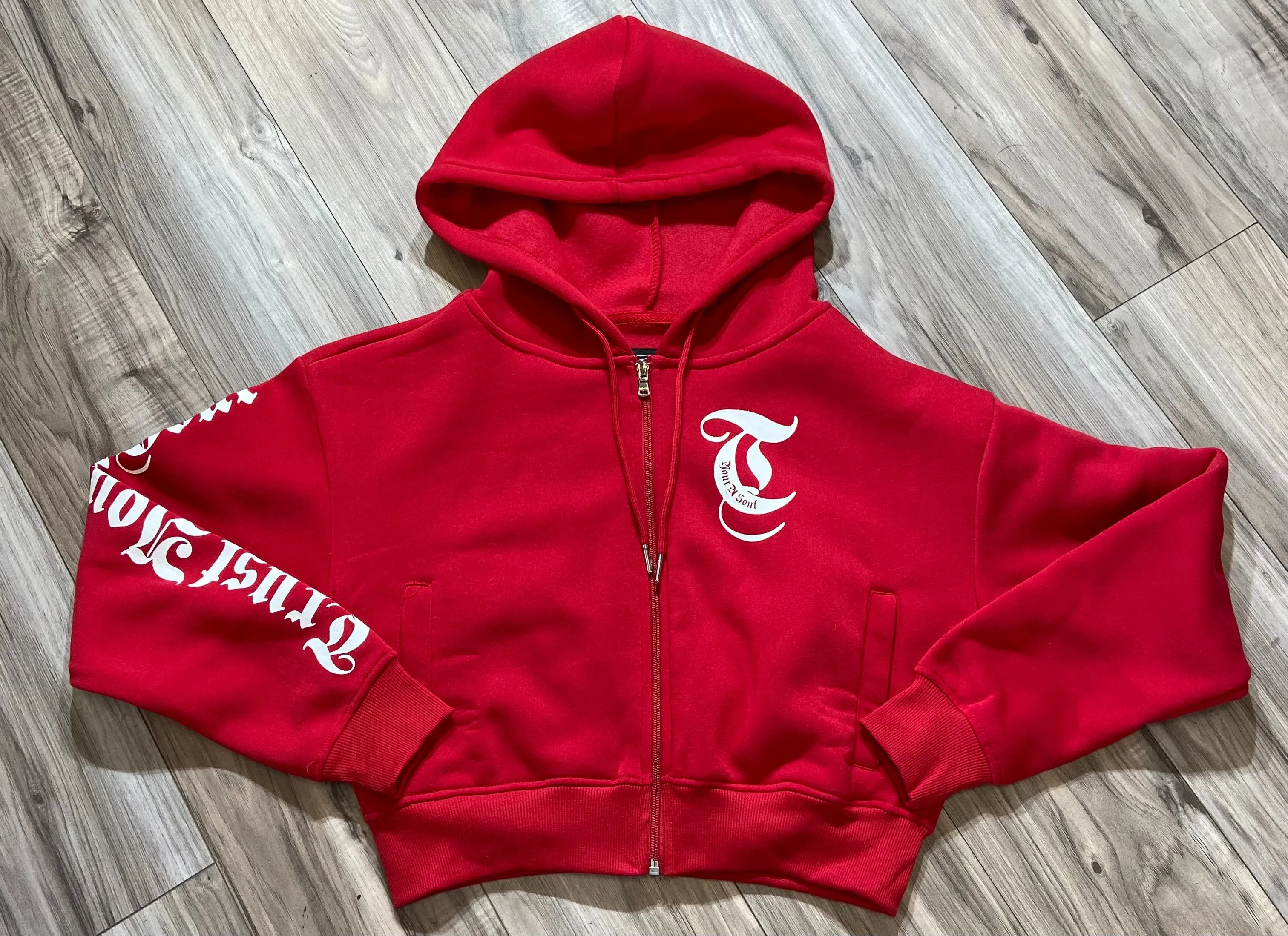 REDFOX "TRUST YOUR SOUL" FLEECE CROP JACKET W/ STACKED PANTS (RED)