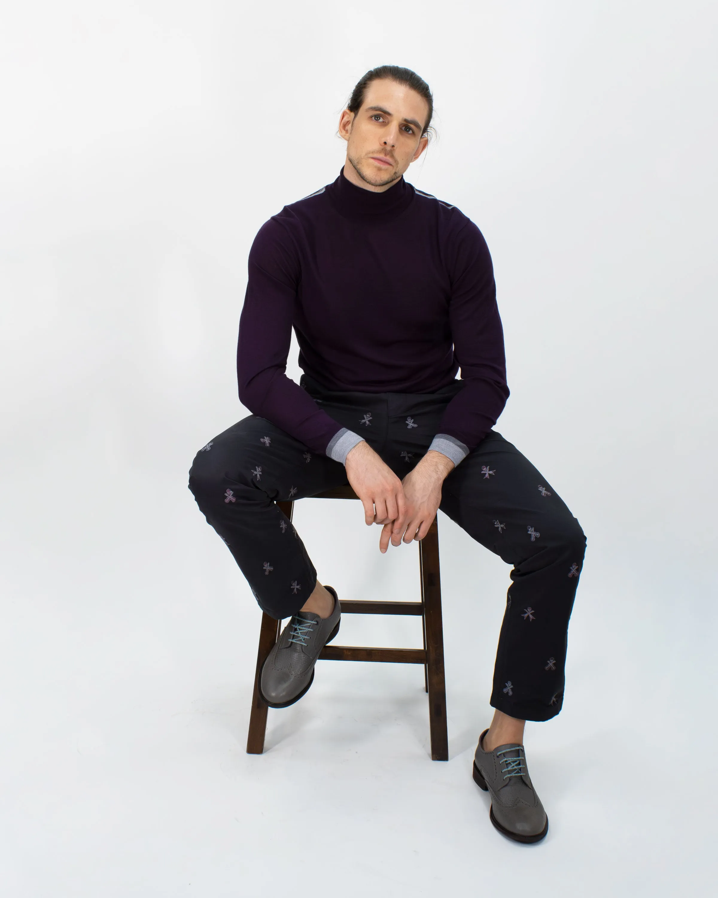 RONALD MERINO TURTLENECK SWEATER - PLUM