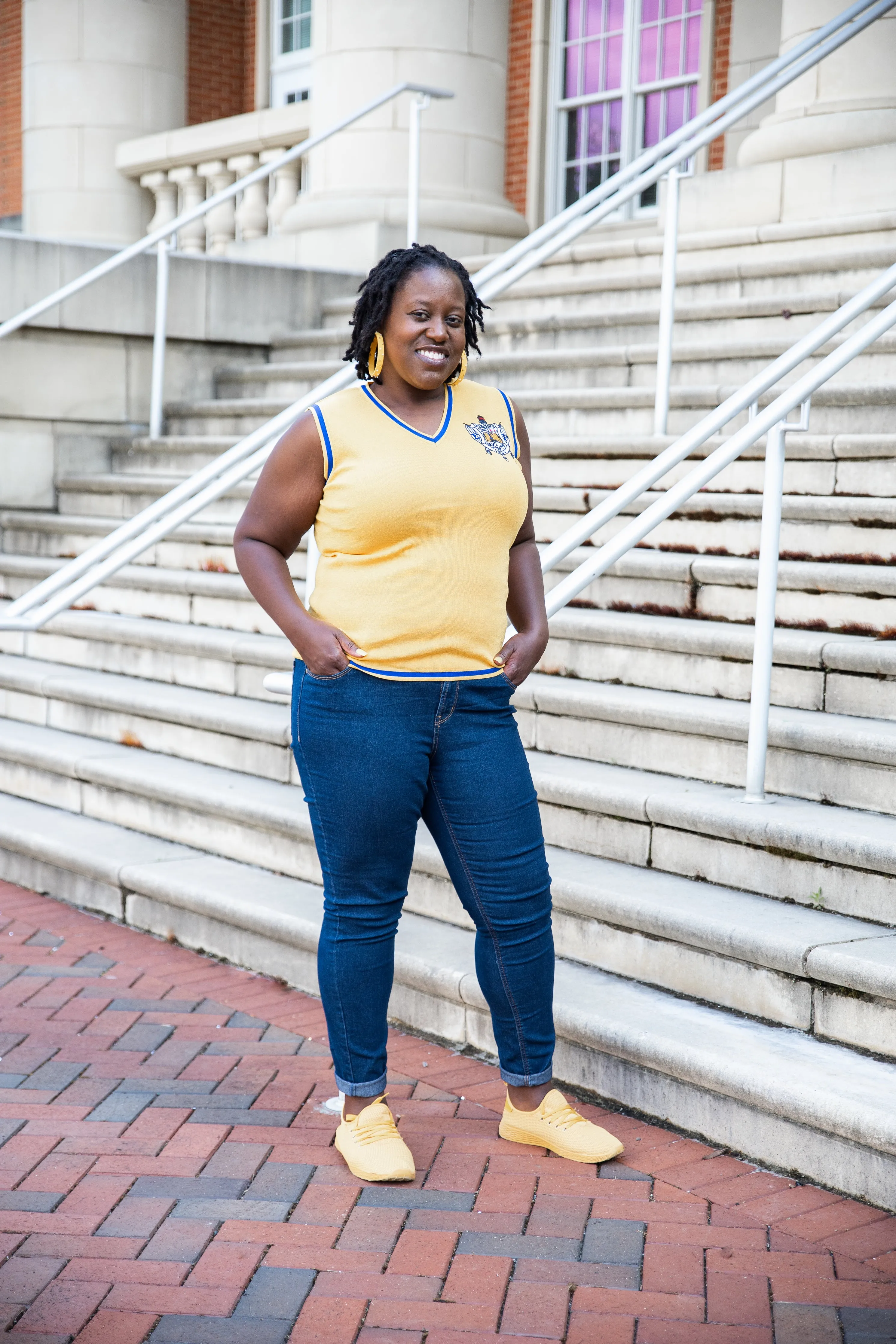 SGRho - V-Neck Vest - Gold