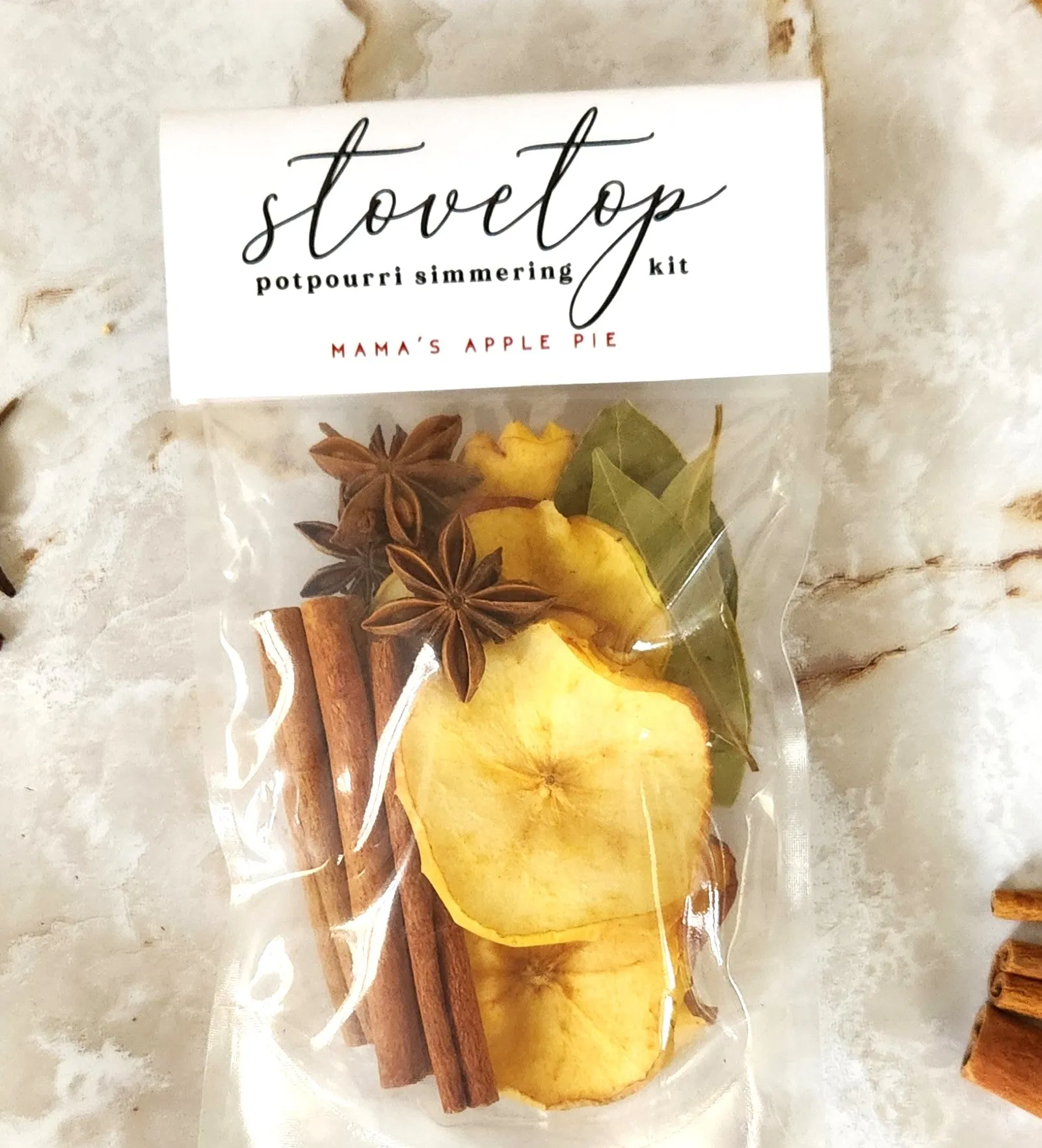 Stovetop Simmering Potpourri Kit - Mama's Apple Pie
