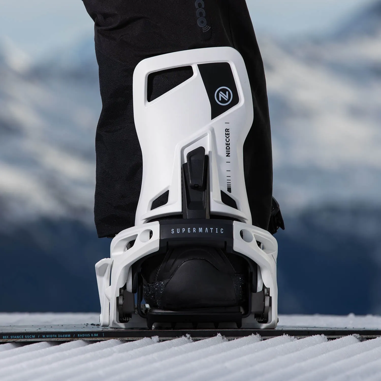 Supermatic Snowboard Bindings 2025