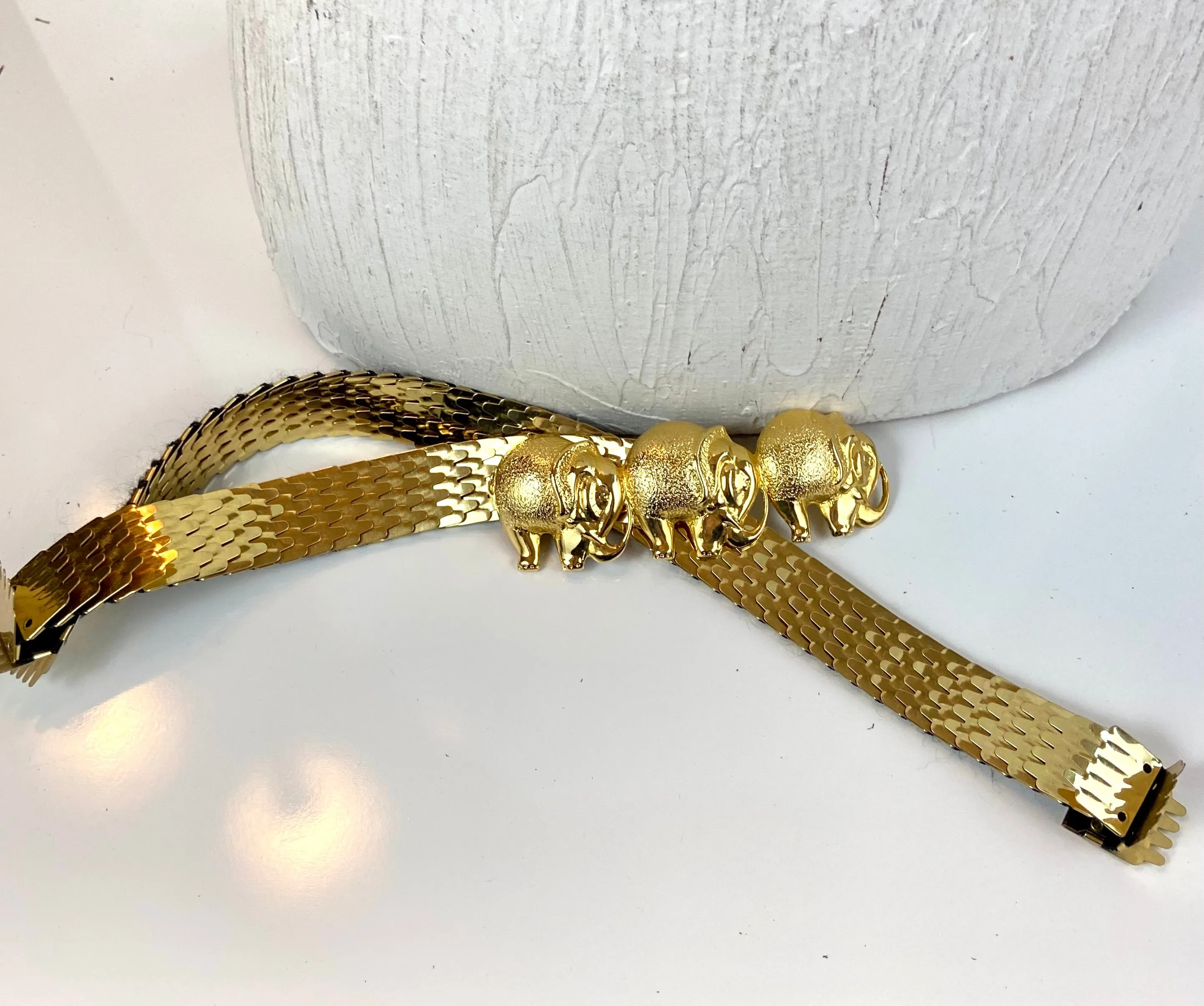 Vintage stretchy gold elephant belt