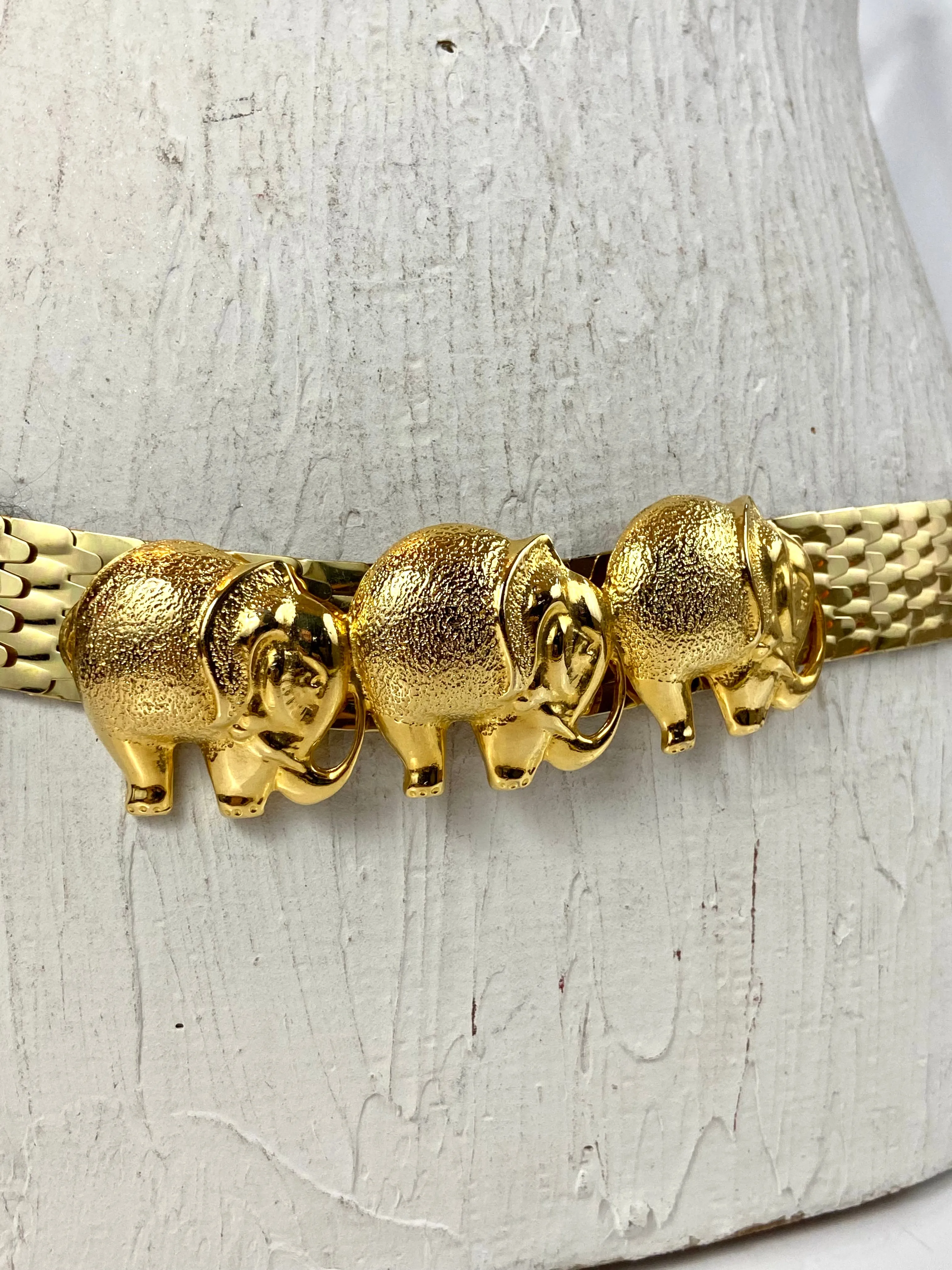 Vintage stretchy gold elephant belt